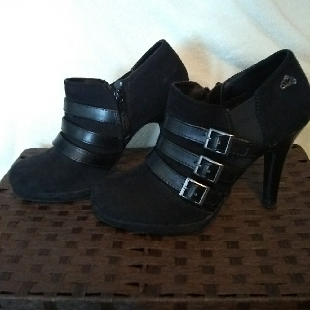 Womans heels